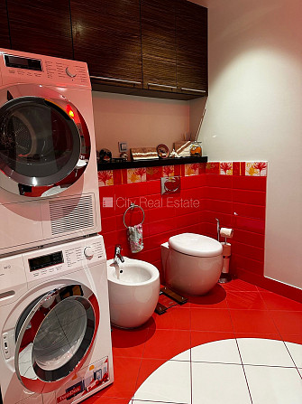 Новостройка, благоустроенная озеленённая территория, закрытый двор, возможность Рига - изображение 20