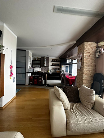 Новостройка, благоустроенная озеленённая территория, закрытый двор, возможность Рига - изображение 9