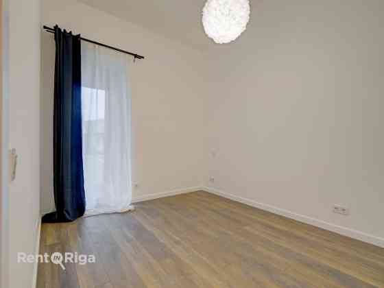 Аренда с правом выкупа!  Современный таунхаус в частном, закрытом жилом поселке. Jūrmala