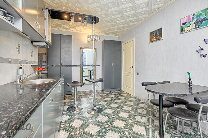 Piedāvājam iegādei mājīgu un gaišu 3 istabu dzīvokli ar pārdomātu, ērtu plānojumu, kas būs lieliska  Рига - изображение 1