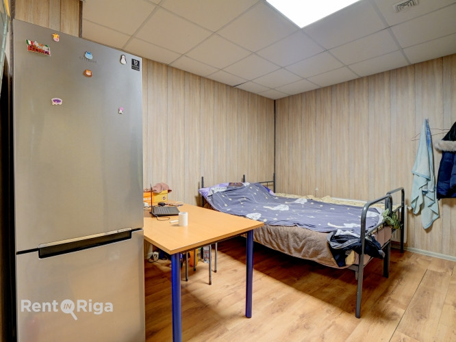 Pārdod nedzīvojamās puspagraba telpas Krasta masīva rajonā.  Īpašuma priekšrocības: +Ērta Rīga - foto 9