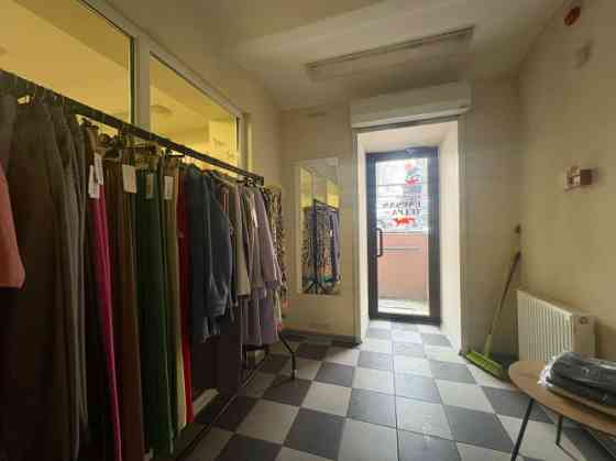 Доступны торговые помещения в Тихом центре, по адресу улица Антонияс, 4.  Общая Rīga