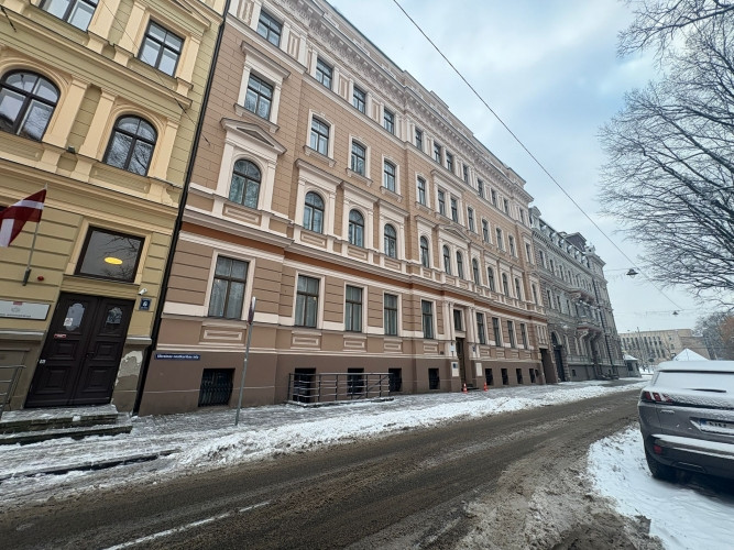 Pieejamas tirdzniecības telpas Klusajā centrā, Antonijas ielā 4.  Kopējā platība  80 m, Rīga - foto 1