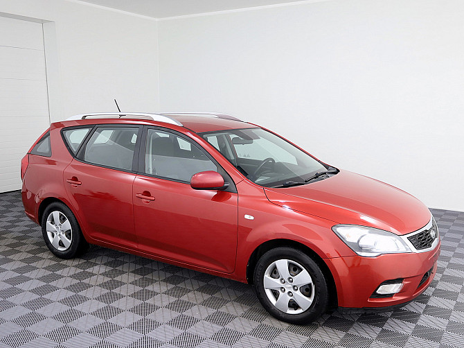 Kia Ceed Facelift 1.6 CRDi 85kW Tallina - foto 1