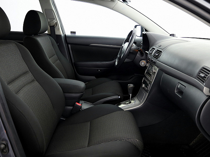 Toyota Avensis Linea Sol Facelift ATM 1.8 95kW Tallina - foto 6