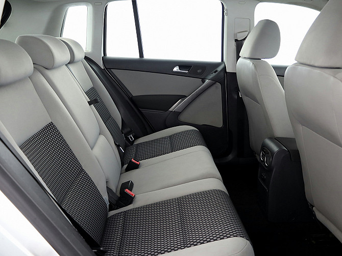 Volkswagen Tiguan Comfortline 4Motion ATM 2.0 TDI 103kW Tallina - foto 7