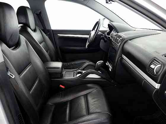 Porsche Cayenne S Luxury 4.5 250kW Tallina