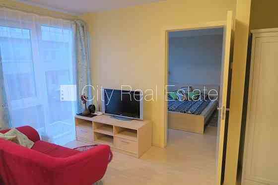 Проект - Centra Nams (Центра Намс), новостройка, благоустроенный озеленённый двор, Рига