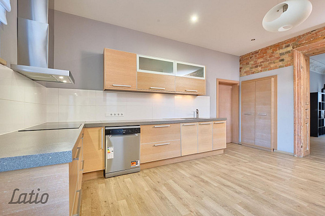 Elegants 4-istabu dzīvoklis Rīgas centrā  pirmskara mūra namā, Ģertrūdes ielā Rīga - foto 7