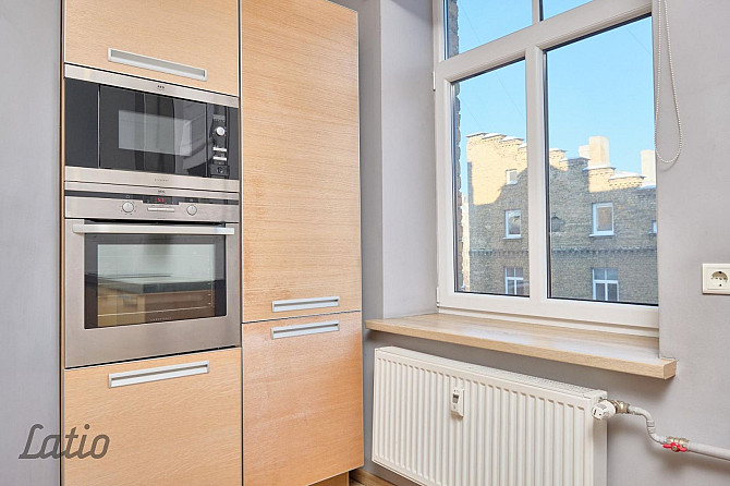 Elegants 4-istabu dzīvoklis Rīgas centrā  pirmskara mūra namā, Ģertrūdes ielā Rīga - foto 9