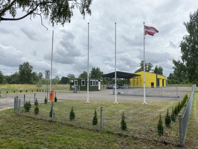 Noliktavas, ražošanas telpas Rumbula. Ēkas jaunas, tikko nodotas ekspluatācijā.  + Angārs Bauska un Bauskas novads - foto 1