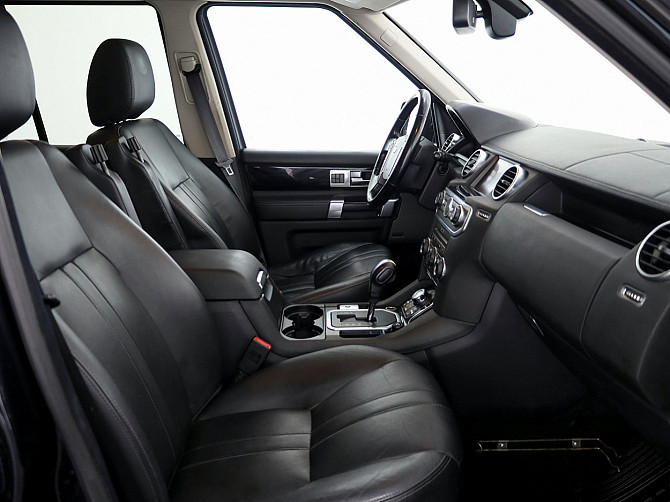 Land Rover Discovery 4 HSE Facelift ATM 3.0 TDV6 155kW Tallina - foto 6