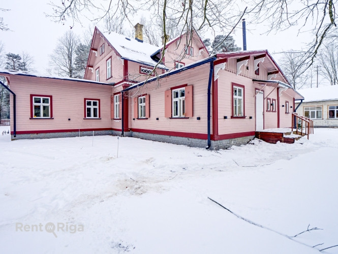 Piedāvājumā dzīvokļi Jūrmalā, rūpīgi saglabātā un atjaunotā vēsturiskā koka karkasa Jūrmala - foto 2