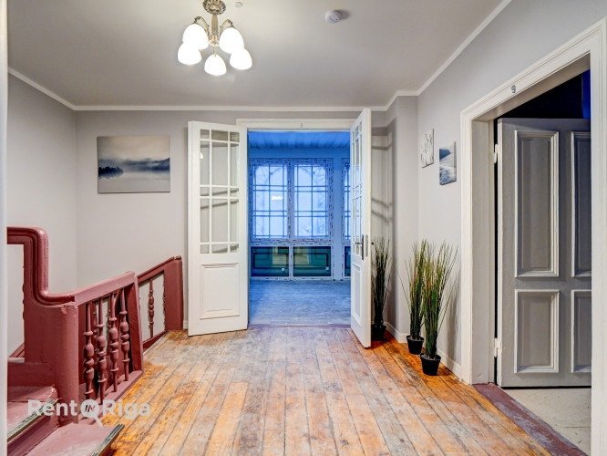 Piedāvājumā dzīvokļi Jūrmalā, rūpīgi saglabātā un atjaunotā vēsturiskā koka karkasa Jūrmala - foto 6