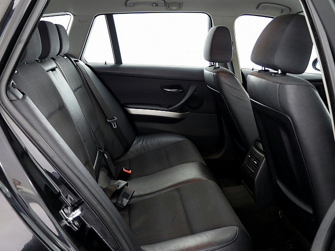 BMW 320 Touring Executive ATM 2.0 D 110kW Tallina - foto 7