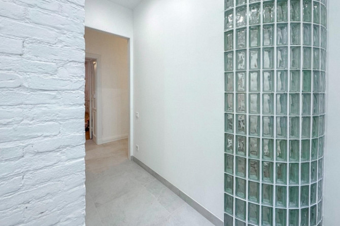 Izīrē izsmalcinātu 4-istabu dzīvokli uz klusās Akas ielas, starp Ģertrūdes un Lāčplēša Rīga - foto 8