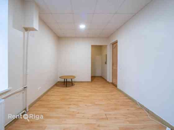 Аккуратное здание и тихие, качественные офисы в самом центре Риги на улице Rīga