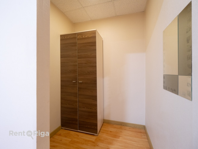 Sakopta ēka un klusi, kvalitatīvi biroji pašā Rīgas centrā Dzirnavu ielā.  + Skats uz ielas Rīga - foto 3