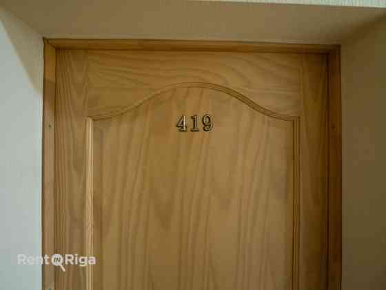 Качественные офисные помещения в самом центре Риги, на улице Дзирнаву.  Окна Rīga