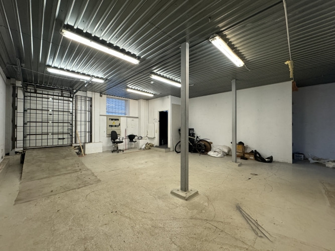 Telpas noliktavai, darbnīcai, veikalam.  Vestienas iela 2, iežogota un apsargāta teritorija pie Rīga - foto 1