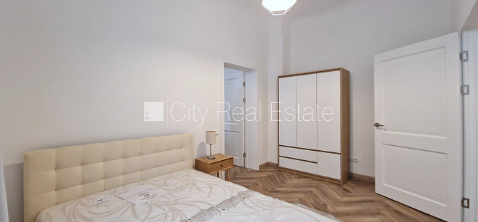 Новостройка, фасадный дом, благоустроенный озеленённый двор, подземная стоянка, Юрмала - изображение 19