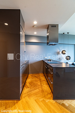 Jaunceltne, fasādes māja, zaļā teritorija, labiekārtots apzaļumots pagalms, pazemes Jūrmala - foto 20