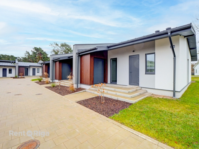 Īre vai īre ar izpirkuma tiesībām!  Moderna rindu māja privātā, slēgtā dzīvojamo māju Jūrmala - foto 2