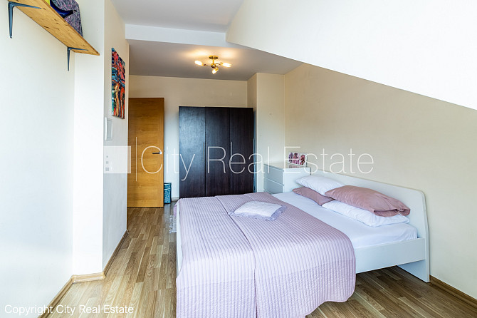 Частный дом, благоустроенная озеленённая территория 1527 м2, въездные ворота Юрмала - изображение 17