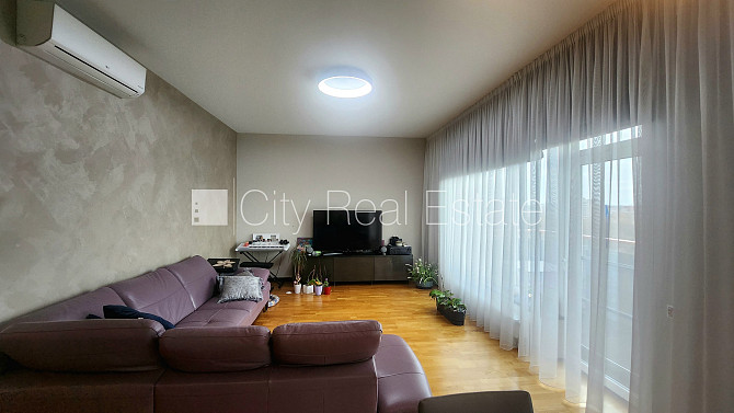 Новостройка, фасадный дом, зеленая территория, подземная стоянка, озеленённая Юрмала - изображение 17