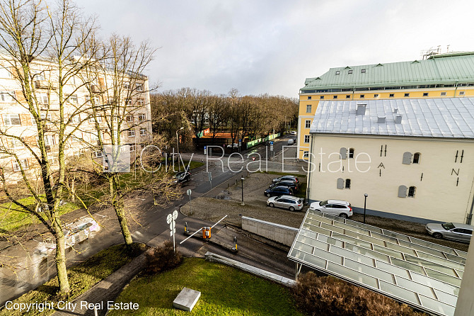 Jaunceltne, fasādes māja, zaļā teritorija, labiekārtota apzaļumota teritorija, pazemes Jūrmala - foto 10