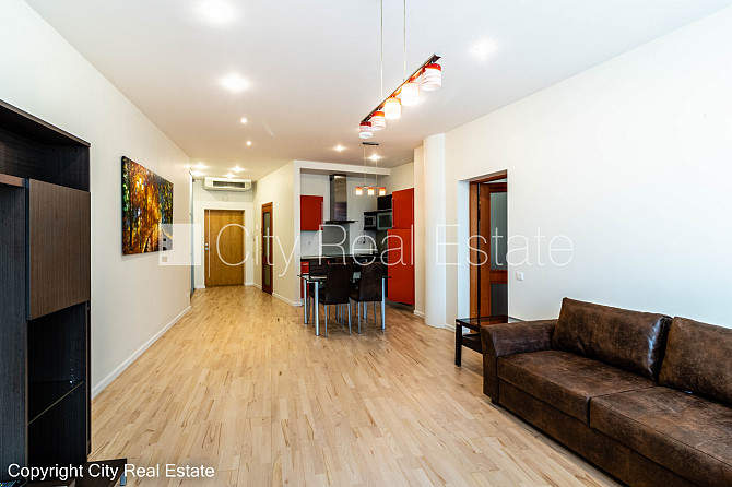 Jaunceltne, fasādes māja, zaļā teritorija, labiekārtota apzaļumota teritorija, pazemes Jūrmala - foto 5