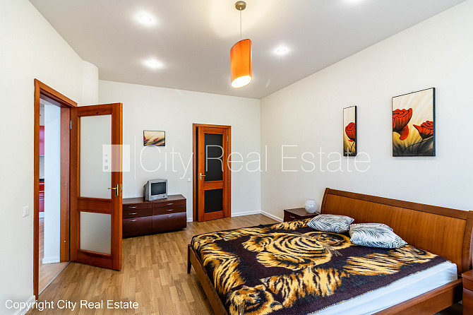 Jaunceltne, fasādes māja, zaļā teritorija, labiekārtota apzaļumota teritorija, pazemes Jūrmala - foto 9