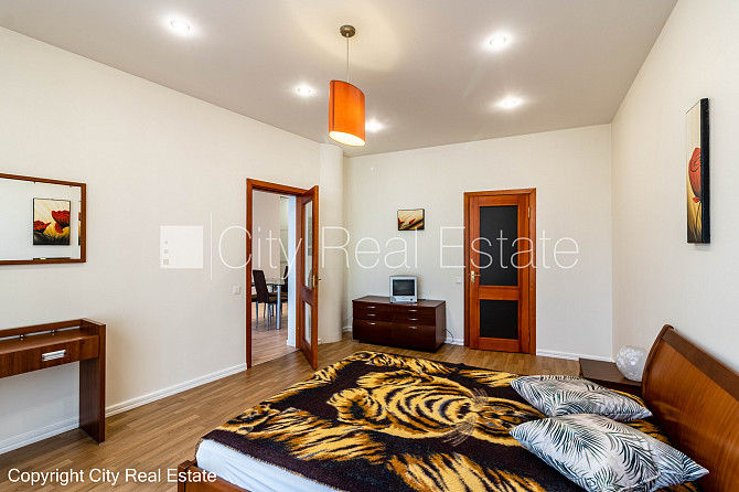 Jaunceltne, fasādes māja, zaļā teritorija, labiekārtota apzaļumota teritorija, pazemes Jūrmala - foto 8