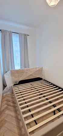 Новостройка, фасадный дом, зеленая территория, благоустроенный озеленённый двор, Jūrmala