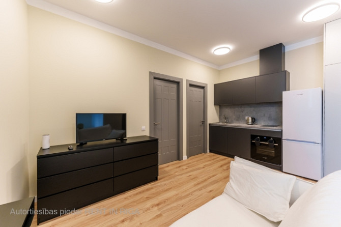 Полностью меблированная 2-комнатная квартира в Центре.  Улица Кришьяня Валдемара Рига - изображение 4