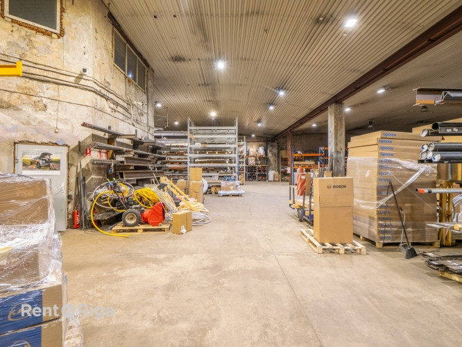 Kapseļu iela 15  pieejamas noliktavas telpas īrei no 11.06.2026.  Noliktavas griestu augstums Rīga - foto 5