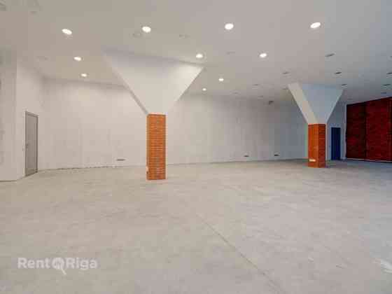 Новые, просторные и современные помещения в Тихом центре.  Предлагаем в аренду Rīga