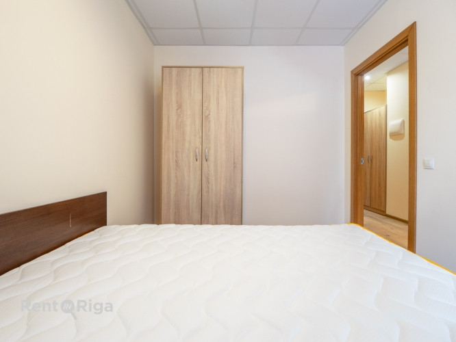 Īrei pieejams 2 istabu dzīvoklis  Dzīvoklis ir aprīkots ar visu nepieciešamo, tai skaitā, Rīga - foto 6