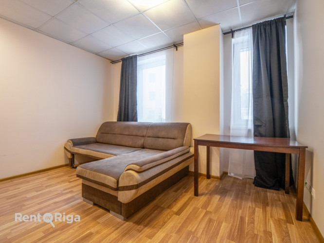 Īrei pieejams 1 istabu dzīvoklis  Dzīvoklis ir aprīkots ar visu nepieciešamo, tai skaitā, Rīga - foto 2