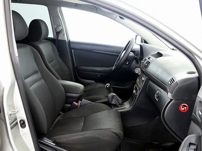 Toyota Avensis Linea Sol 2.0 108kW Tallina - foto 6