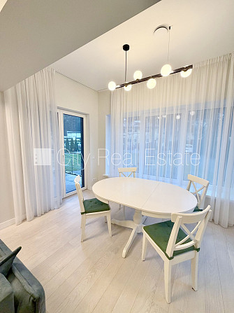 Renovēta māja, labiekārtots apzaļumots pagalms, iežogota teritorija, terase, veranda, Jūrmala - foto 4