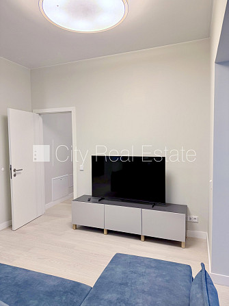 Renovēta māja, labiekārtots apzaļumots pagalms, iežogota teritorija, terase, veranda, Jūrmala - foto 6