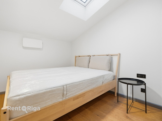 Izīrē 2 istabu dzīvokli Āgenskalnā!  