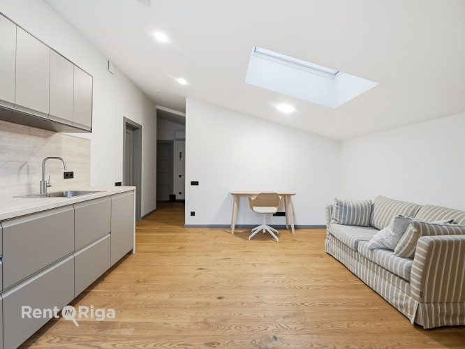 Izīrē 2 istabu dzīvokli Āgenskalnā!  