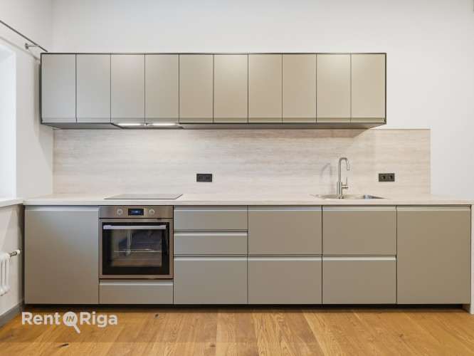 Izīrē 2 istabu dzīvokli Āgenskalnā!  