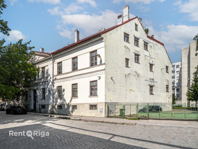 Ēku komplekss un zeme Vecrīgā.  (Kungu iela 34, Kalēju iela 78, 13.janvāra iela 25) Izsoles Rīga - foto 1