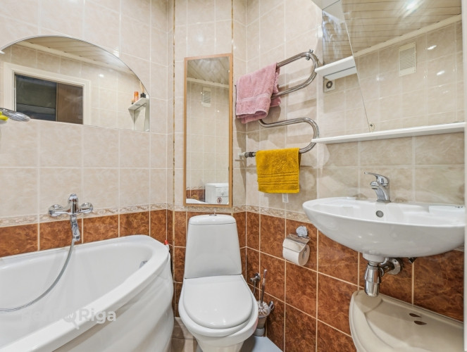 Pārdošanā gaišs un plašs 4 istabu dzīvoklis klusā un zaļā Ķengaraga daļā  Piedāvājam Rīga - foto 9