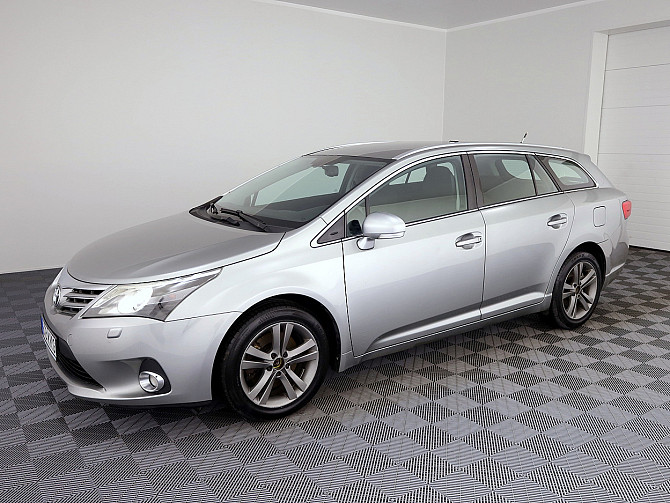 Toyota Avensis Linea Sol Facelift 2.2 D-4D 110kW Tallina - foto 2