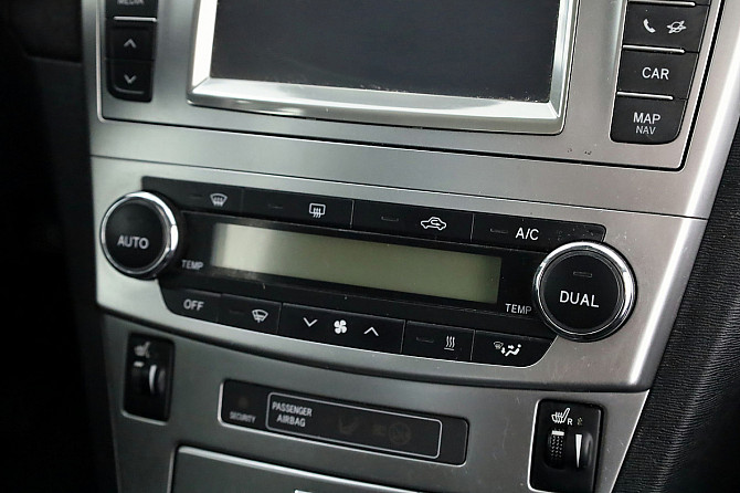 Toyota Avensis Linea Sol Facelift 2.2 D-4D 110kW Tallina - foto 8