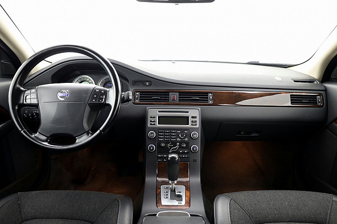 Volvo XC70 Summum ATM 2.4 D5 136kW Tallina - foto 5